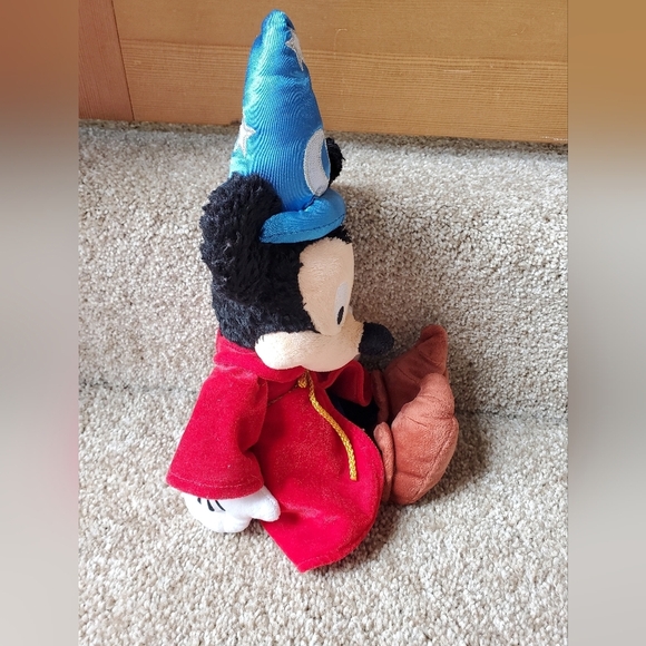 Disneyland Wizard Mickey Mouse Plush. - Picture 2 of 6